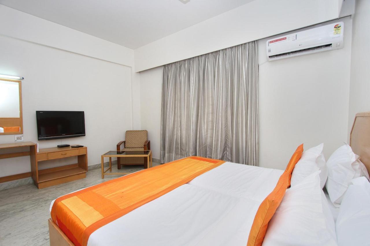 Oyo 5345 Hotel Sai Rennaissance Bangalore Exterior foto